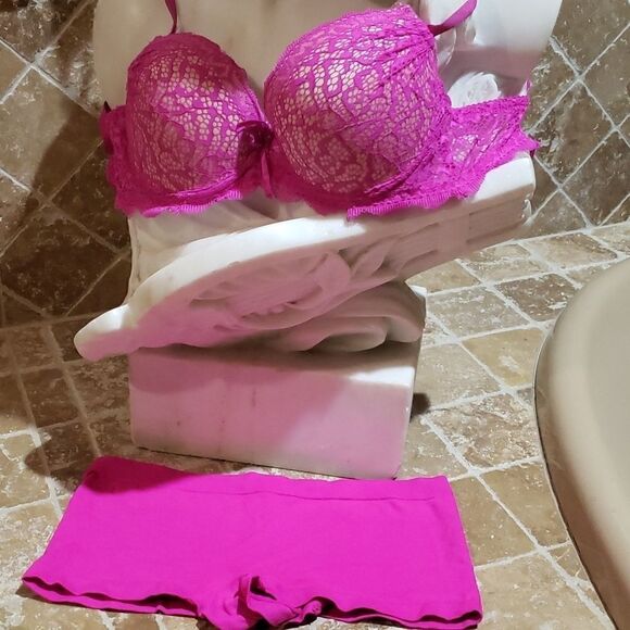 Push up underside bra 34B - Picture 2 of 5